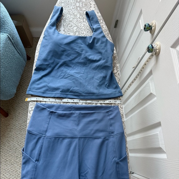 Blue Fabletics Set - Picture 2 of 15